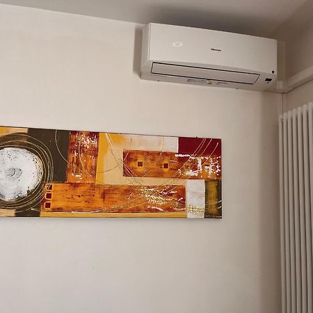 Home Manzoni Барі Екстер'єр фото