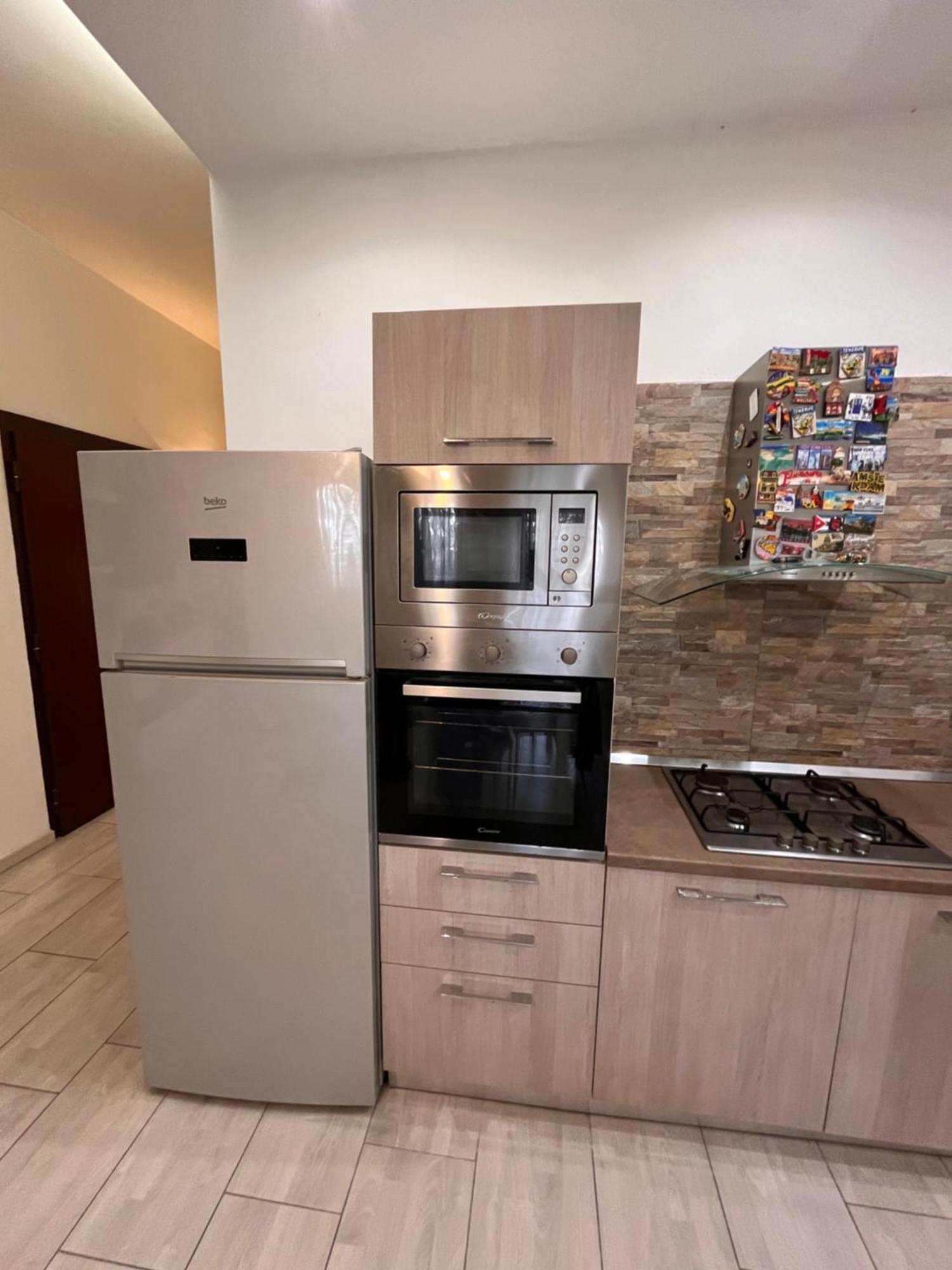 Home Manzoni Барі Екстер'єр фото